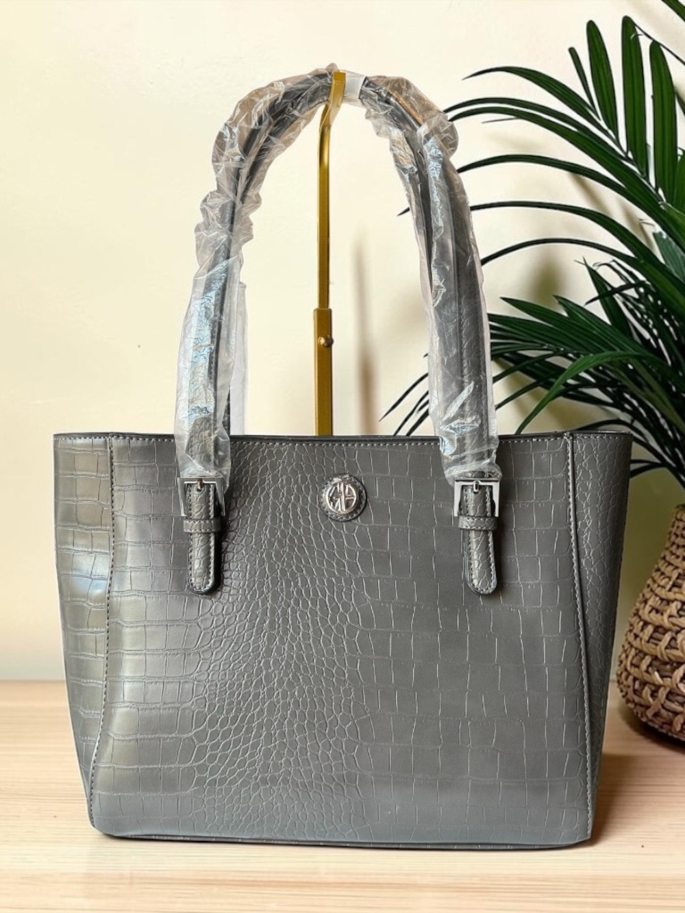 NWT Giani Bernini Gray Croc Embossed Tote Shoulder Bag